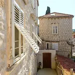 Apartments Eta